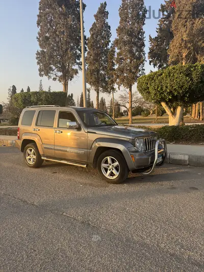 Jeep Cherokee KK (2009)